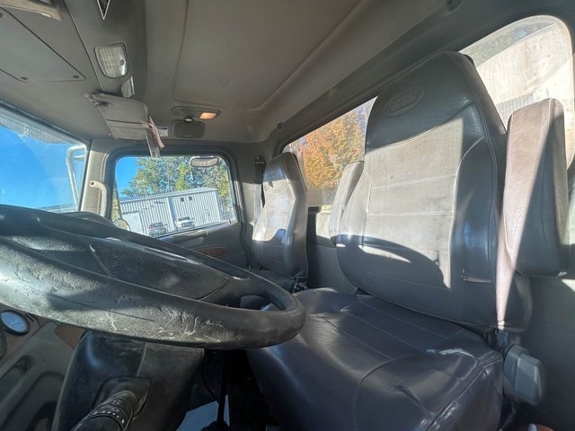2007 Peterbilt 357 Concrete Mixer - photo 5
