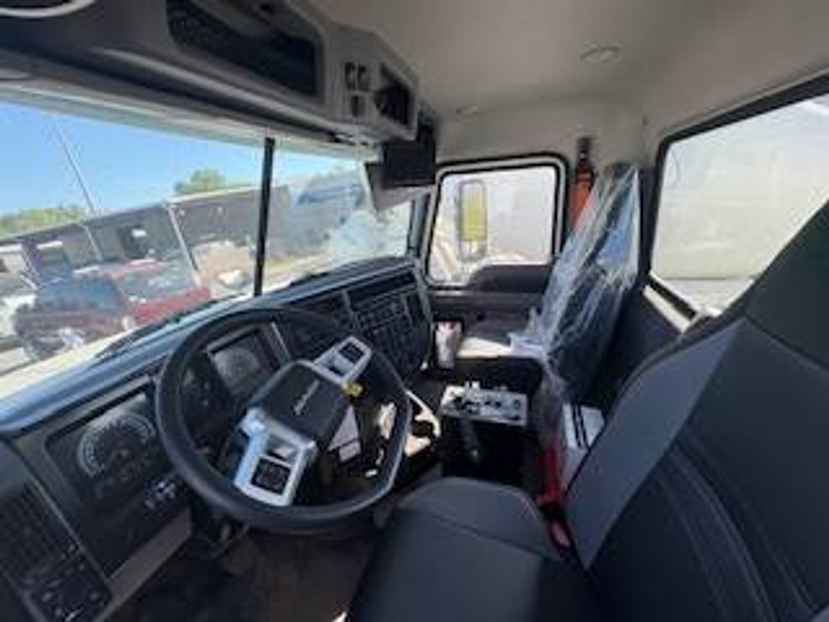 2025 Mack Granite Concrete Mixer - photo 7