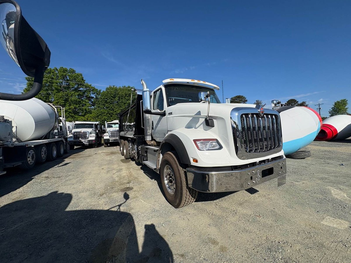 2026 International HX620 Dump Truck - Heritage Steel Body - photo 2